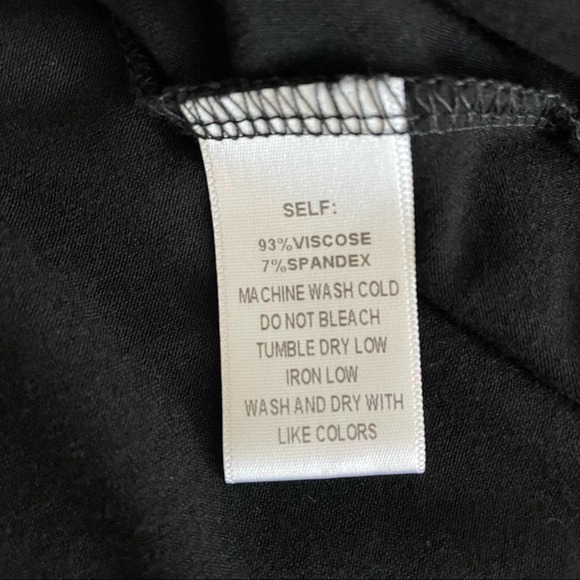 Lulu’s Black Tee Shirt Dress Peekaboo Crisscross Shoulders Size Small - Picture 8 of 9